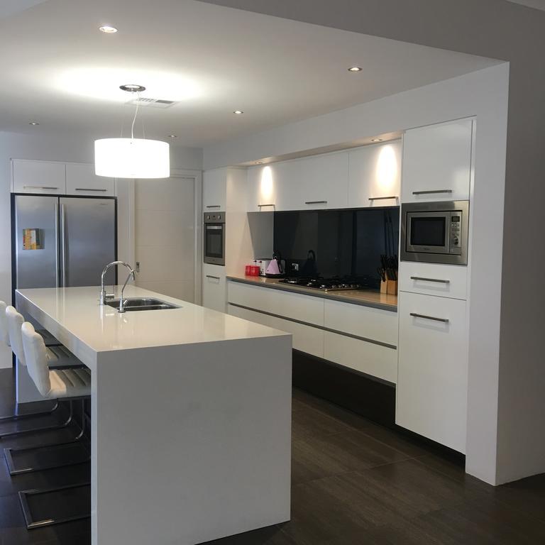 Magnificent Beach Retreat Jindalee Exterior foto