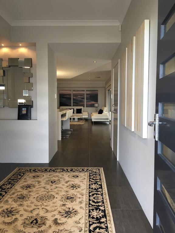 Magnificent Beach Retreat Jindalee Exterior foto